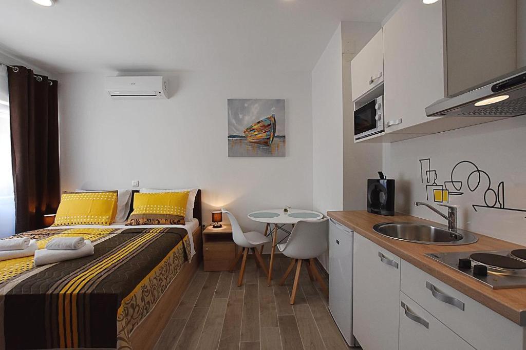 Roko & Borna Self Check - In Apartment ซาดาร์ ภายนอก รูปภาพ